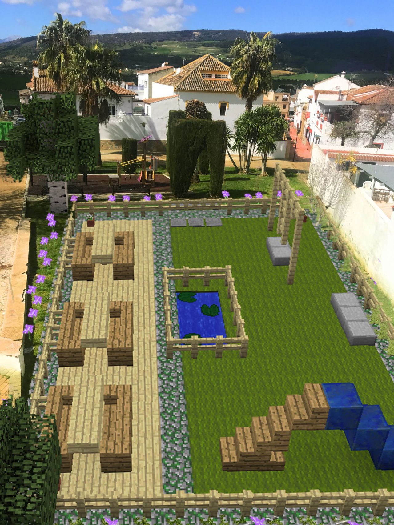 Craftea, un taller realizado por Arsgames en el que niñas y niños diseñan propuestas de intervención del espacio público con el videojuego minecraft