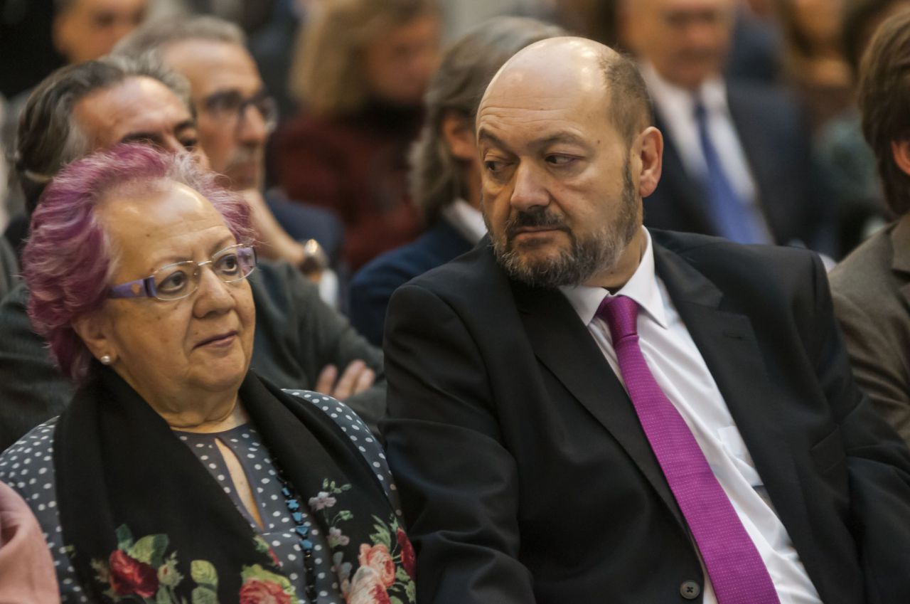Constantino Mediavilla y su madre Ramona Fernández