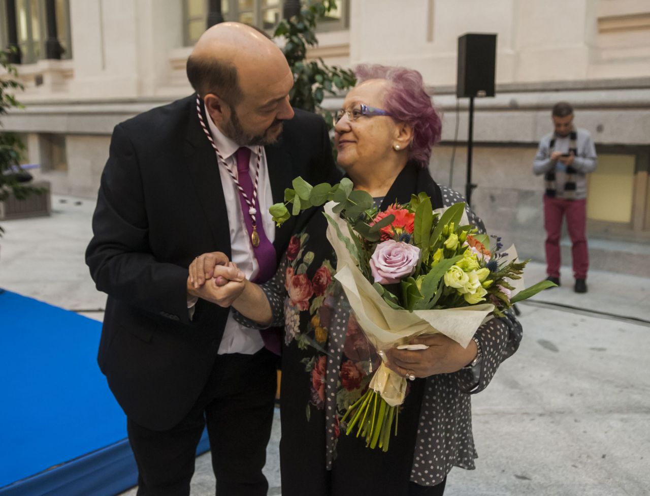 Constantino Mediavilla y su madre Ramona Fernández