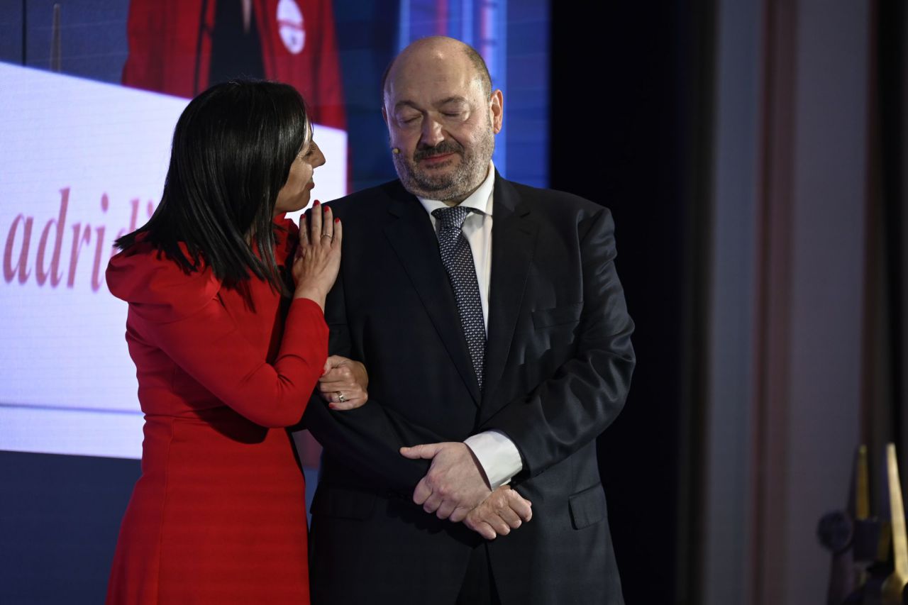 Mercedes González y Constantino Mediavilla en los Premios Madrid