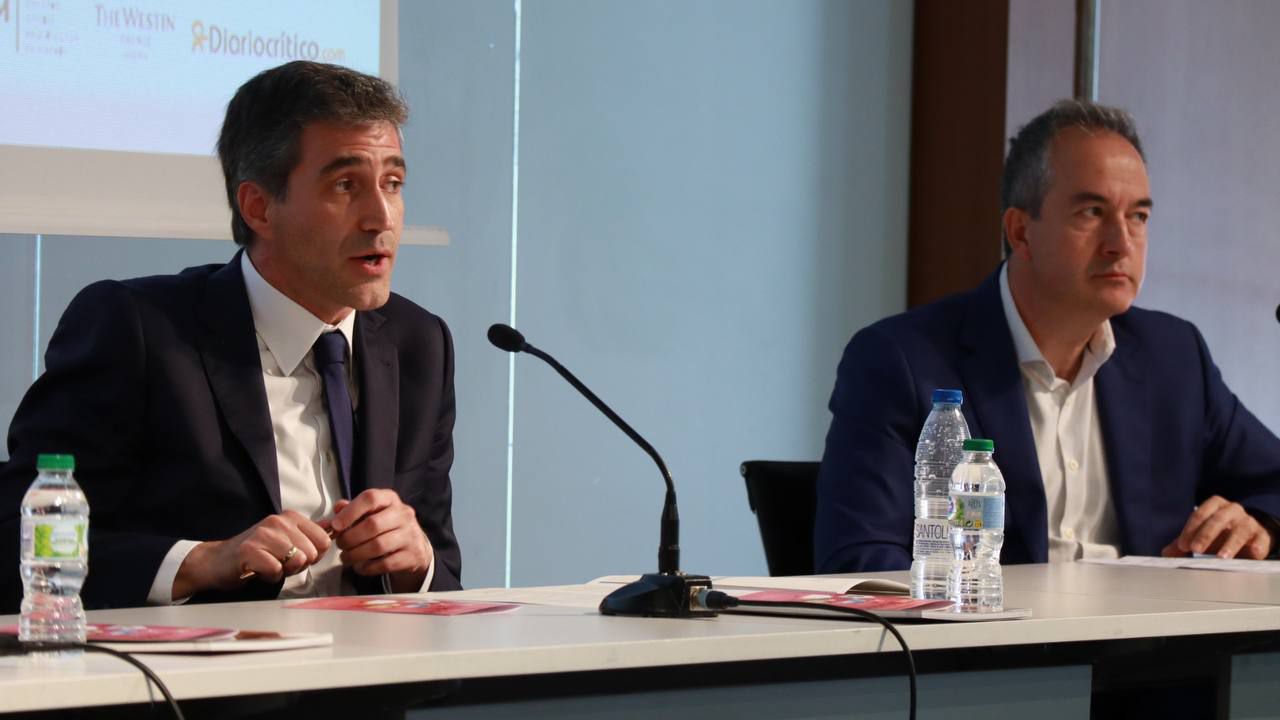 Javier de la Torre, director de la delegación Madrid de FCC Medio Ambiente y Ángel González, director de Zona Norte y Comunidad de Madrid de Servicios Urbanos de Valoriza