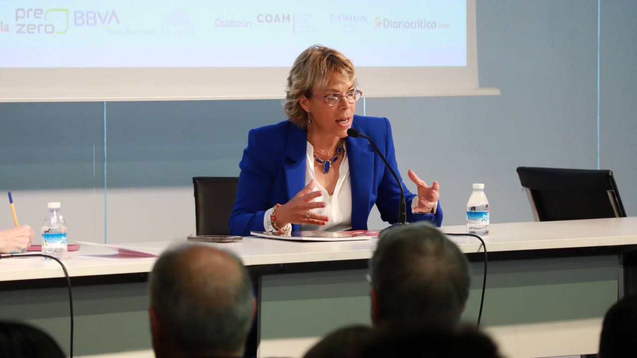 Myriam Peón , directora de la Oficina del PGOUM