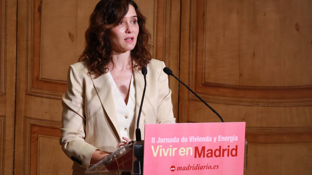 Isabel Díaz Ayuso clausura las II Jornadas de Vivienda y Energía