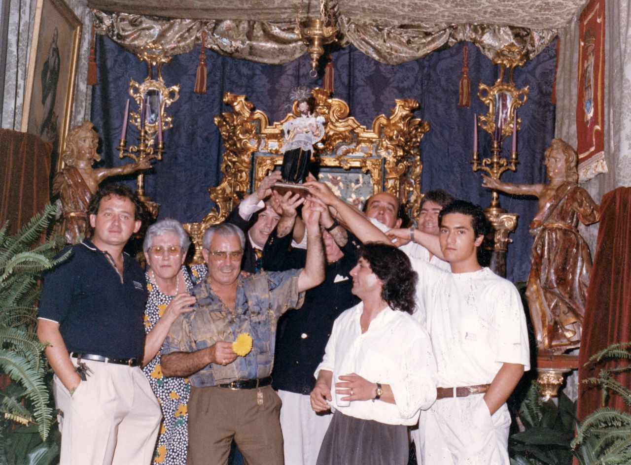 Los vecinos celebran a San Cayetano, 1991.