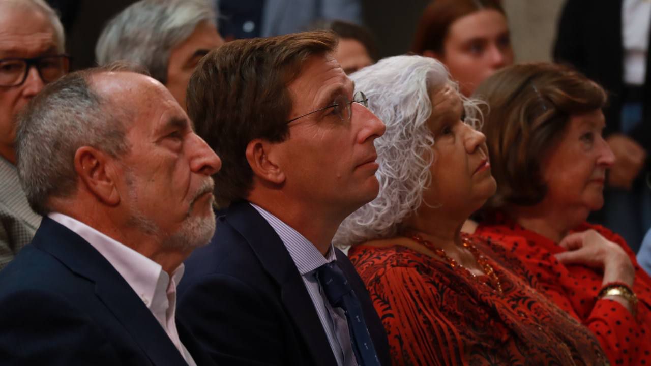 Juan Barranco, José Luis Martínez Almeida e Isidora Chamorro