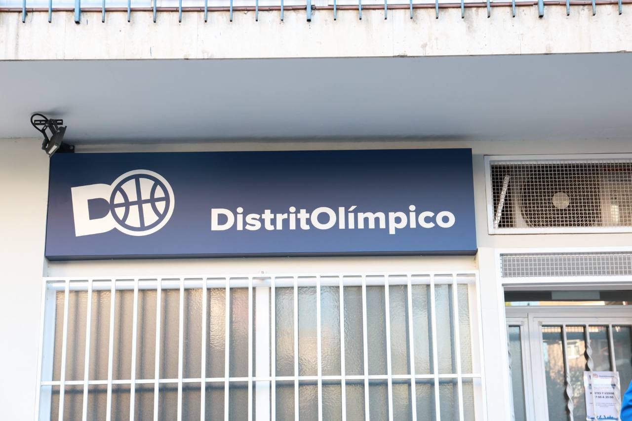 Celebración en el Club de Baloncesto Distrito Olímpico de Madrid