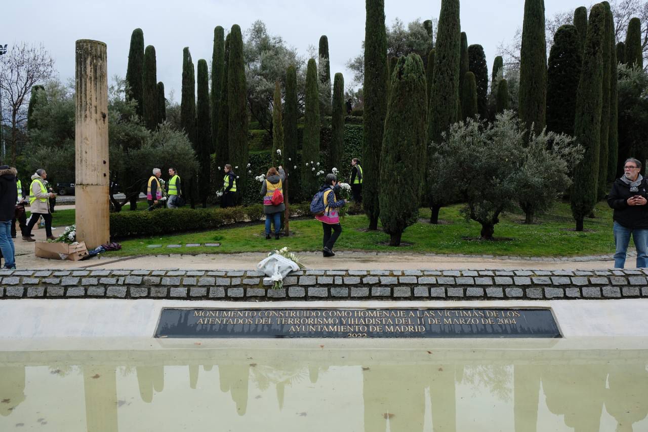Homenaje a los fallecidos el 11M en el Bosque del Recuerdo
