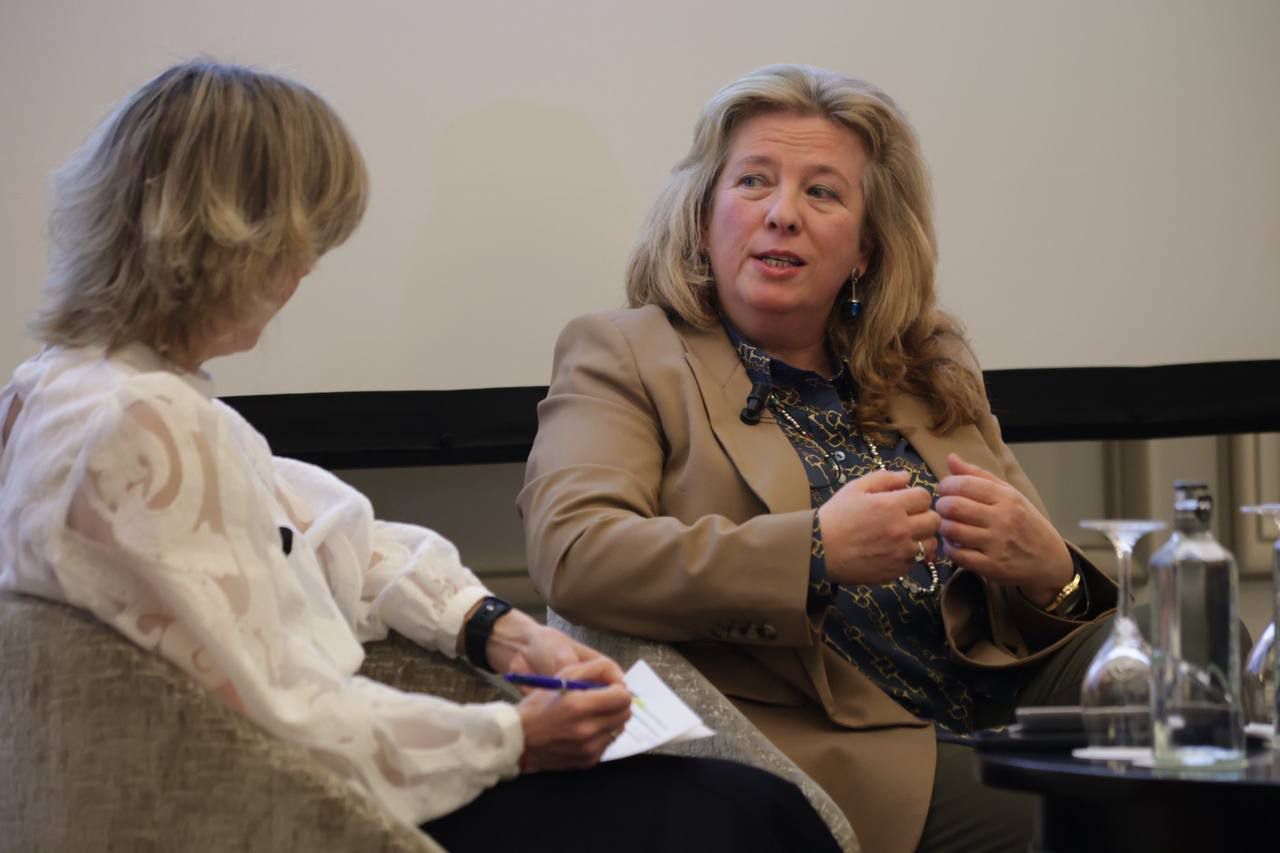 María Cano, directora de Madridiario y Coral Báez, directora territorial del Área Madrid-Capital