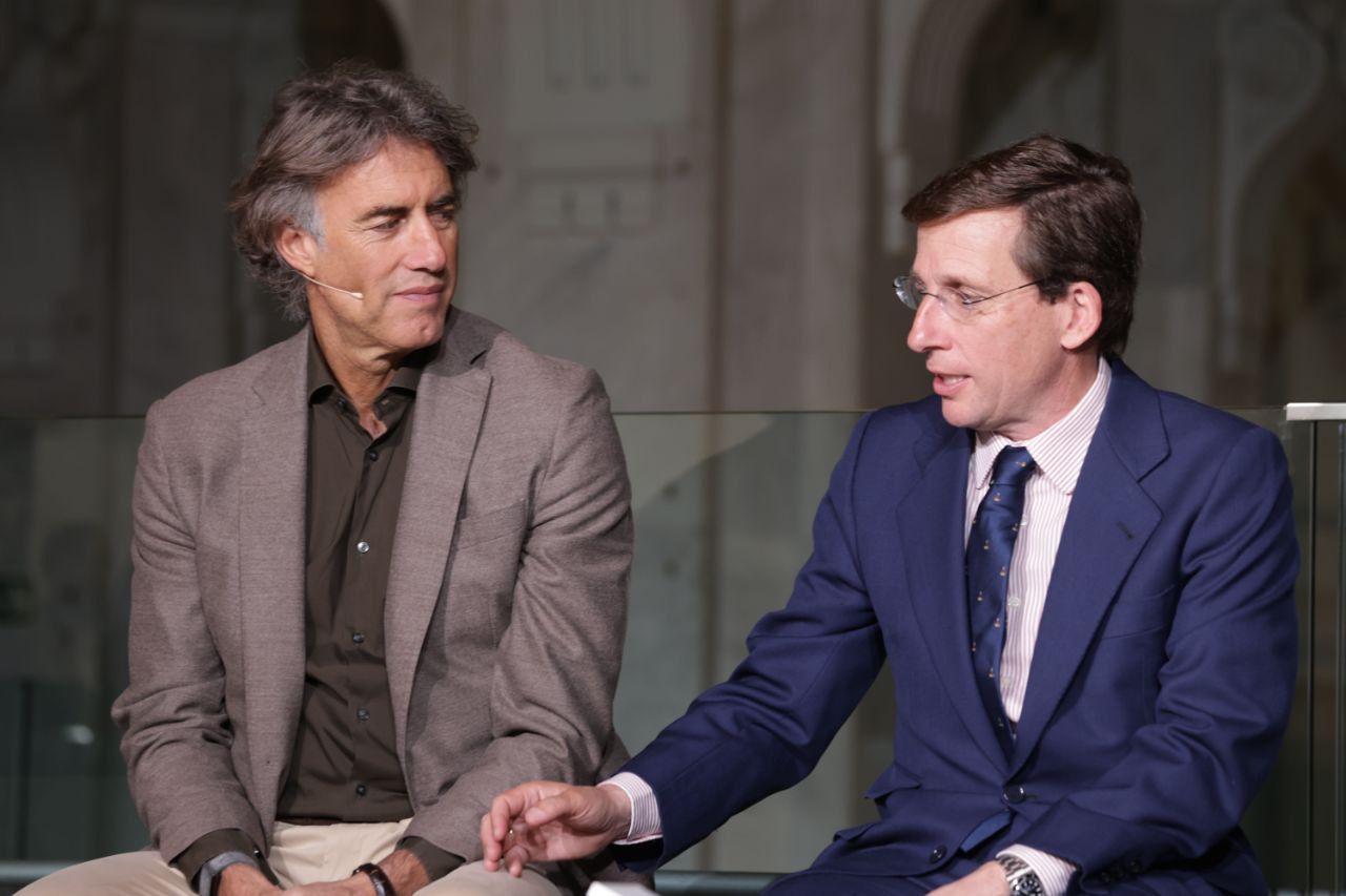 Gerard Tsobanian y José Luis Martínez-Almeida
