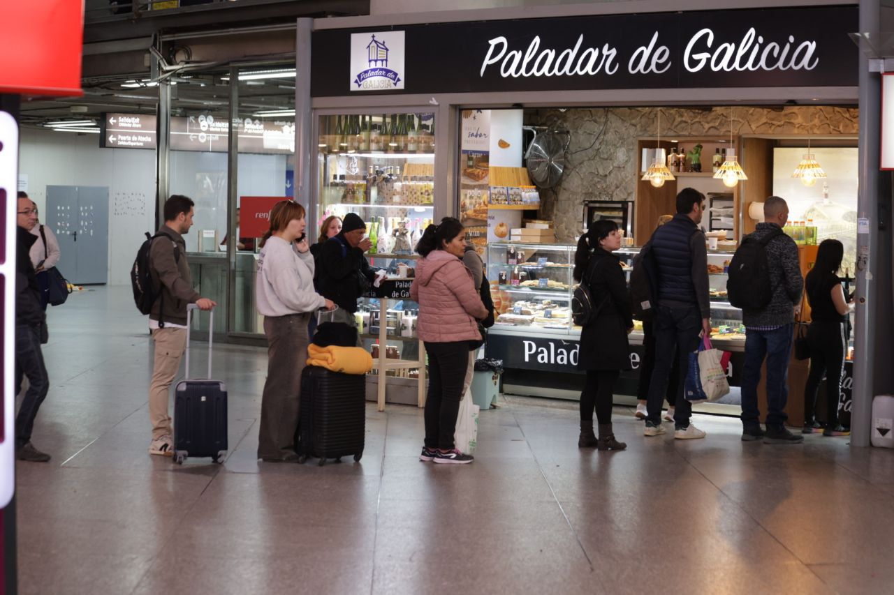 La estación de Atocha, un día después del gran apagón