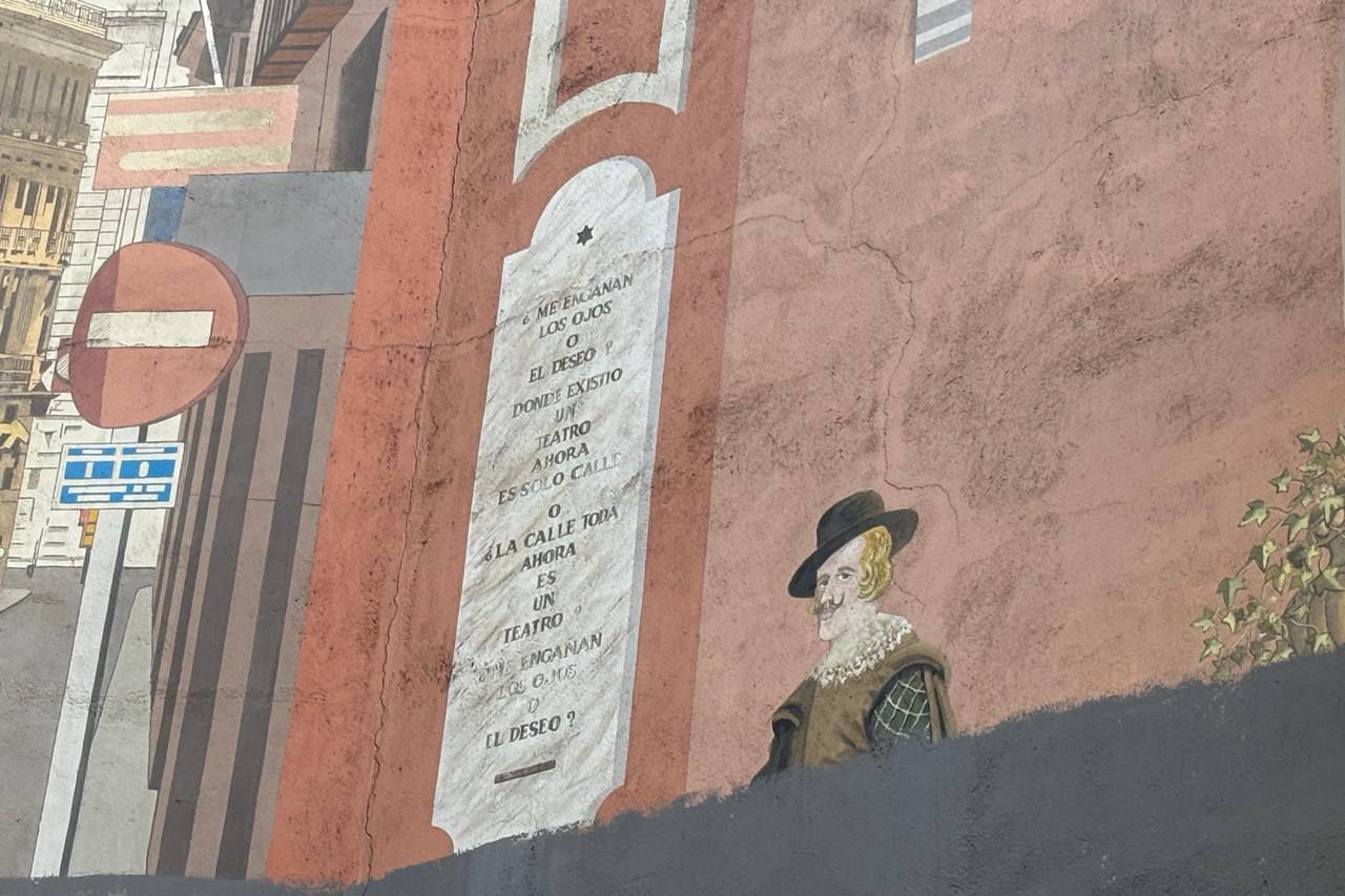 Mural de Ángel Aragonés en la calle de Espoz y Mina