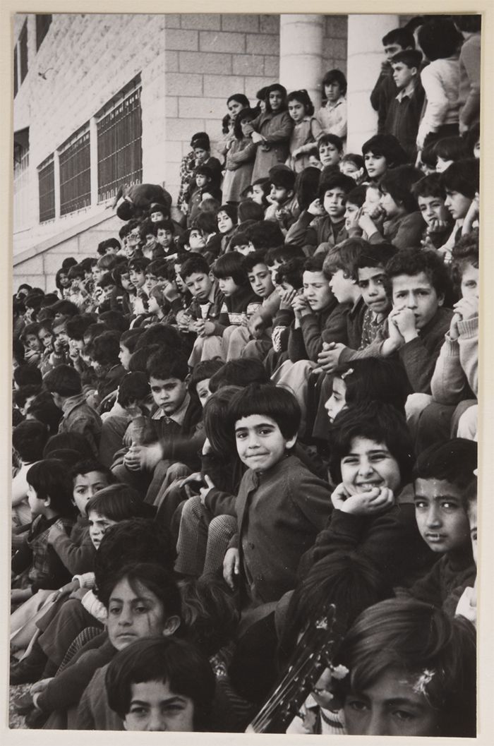 - Alumnos de la Escuela y Hogar Evangélicos, Ramala, institución de la Diócesis episcopal de Jerusalén para acoger niños, fundada en 1954 y aun activa, 1960-79 / The Evangelical Home for Girls Collection