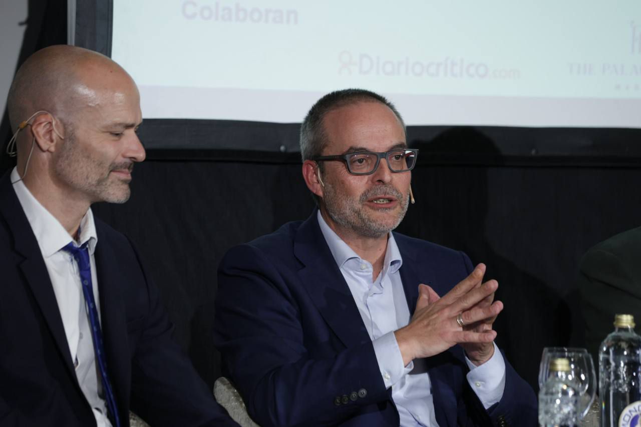 Roberto Torres, director general de Ros Roca, y Sergio Cabellos, director de Negocio Público Centro de PreZero España