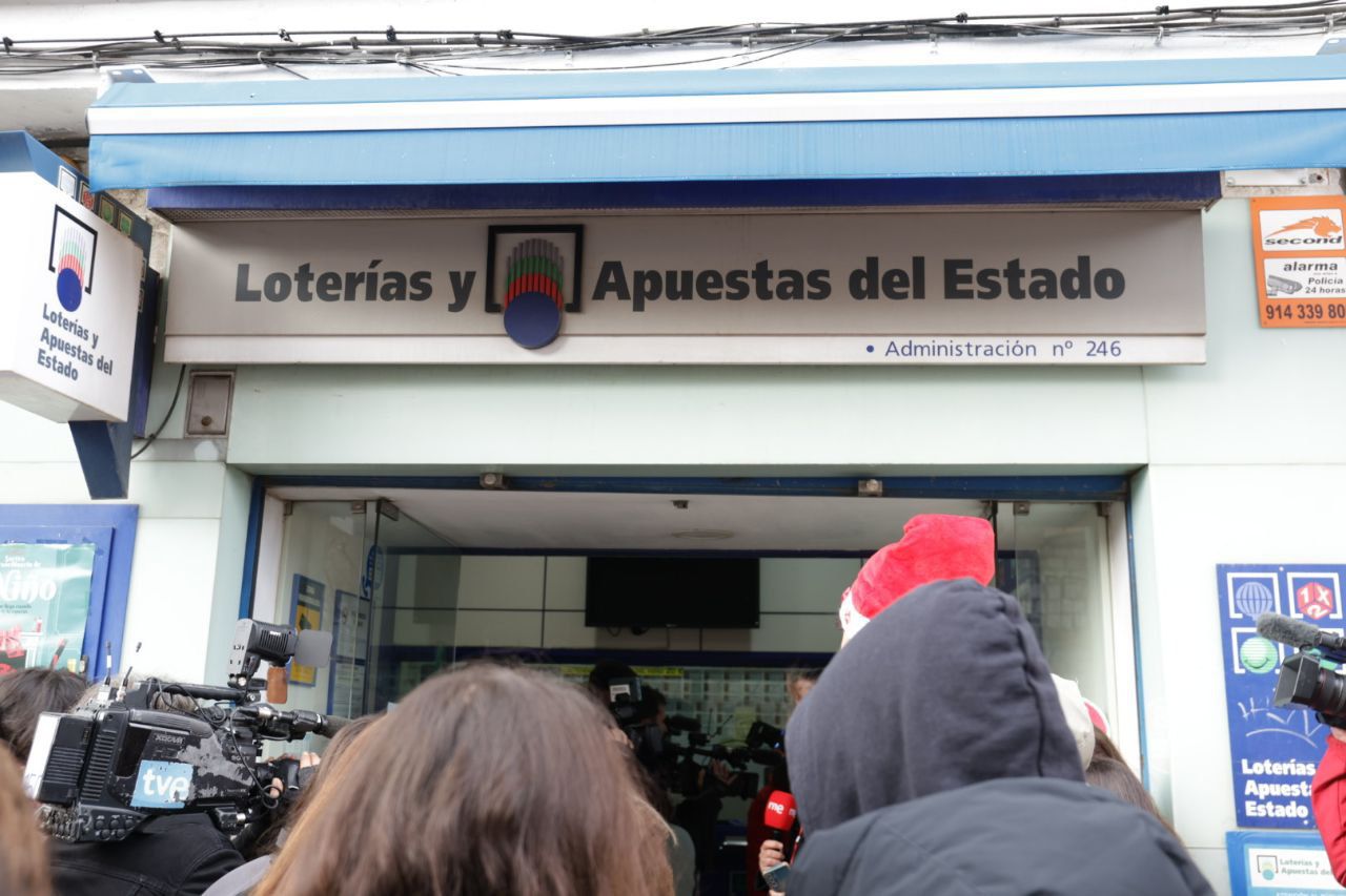 La Administración 246 de la capital, ubicada en la Calle Ricardo Ortiz número 8 de La Elipa, en el distrito de Ciudad Lineal