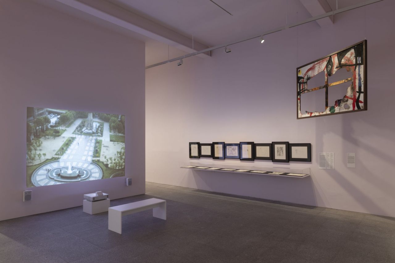 Vista de la Sala 1 'Estructuras afectivas de la Transición'. Fotografía: Roberto Ruiz 