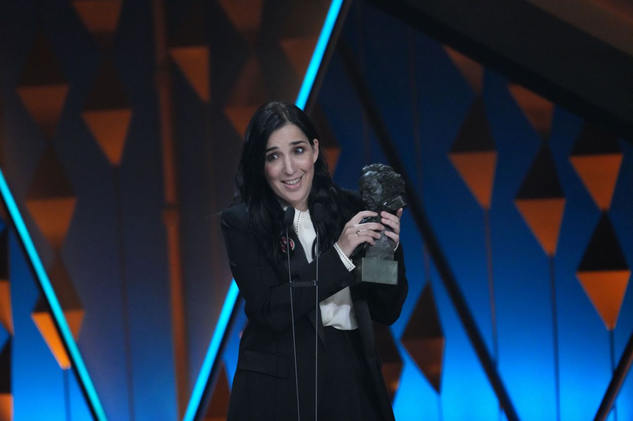 La guionista y directora Alauda Ruiz de Azúa recoge el Goya a Mejor Guión Original por 'Los domingos'