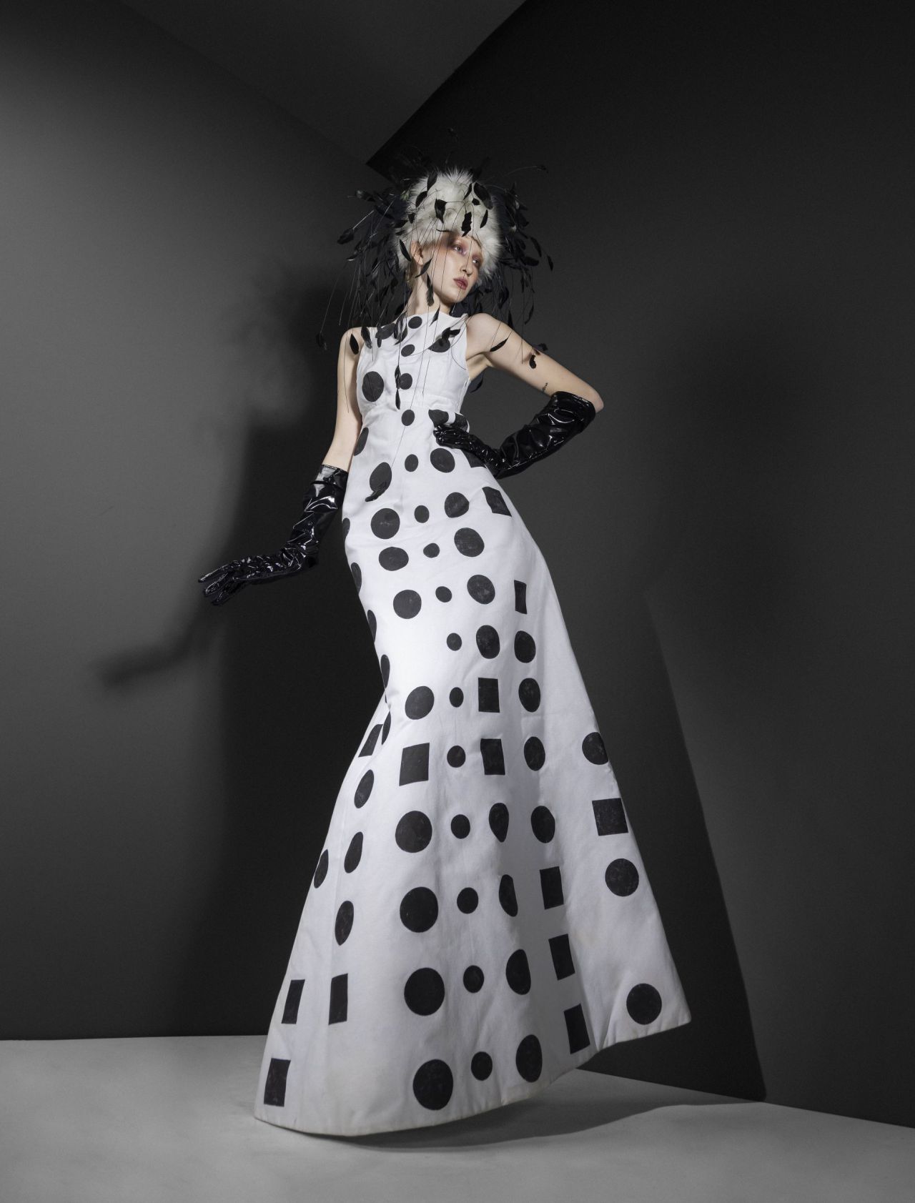 Vestido intervenido por Anzo