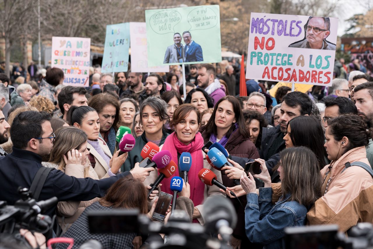 Mónica García, Manuela Bergerot y Rita Maestre