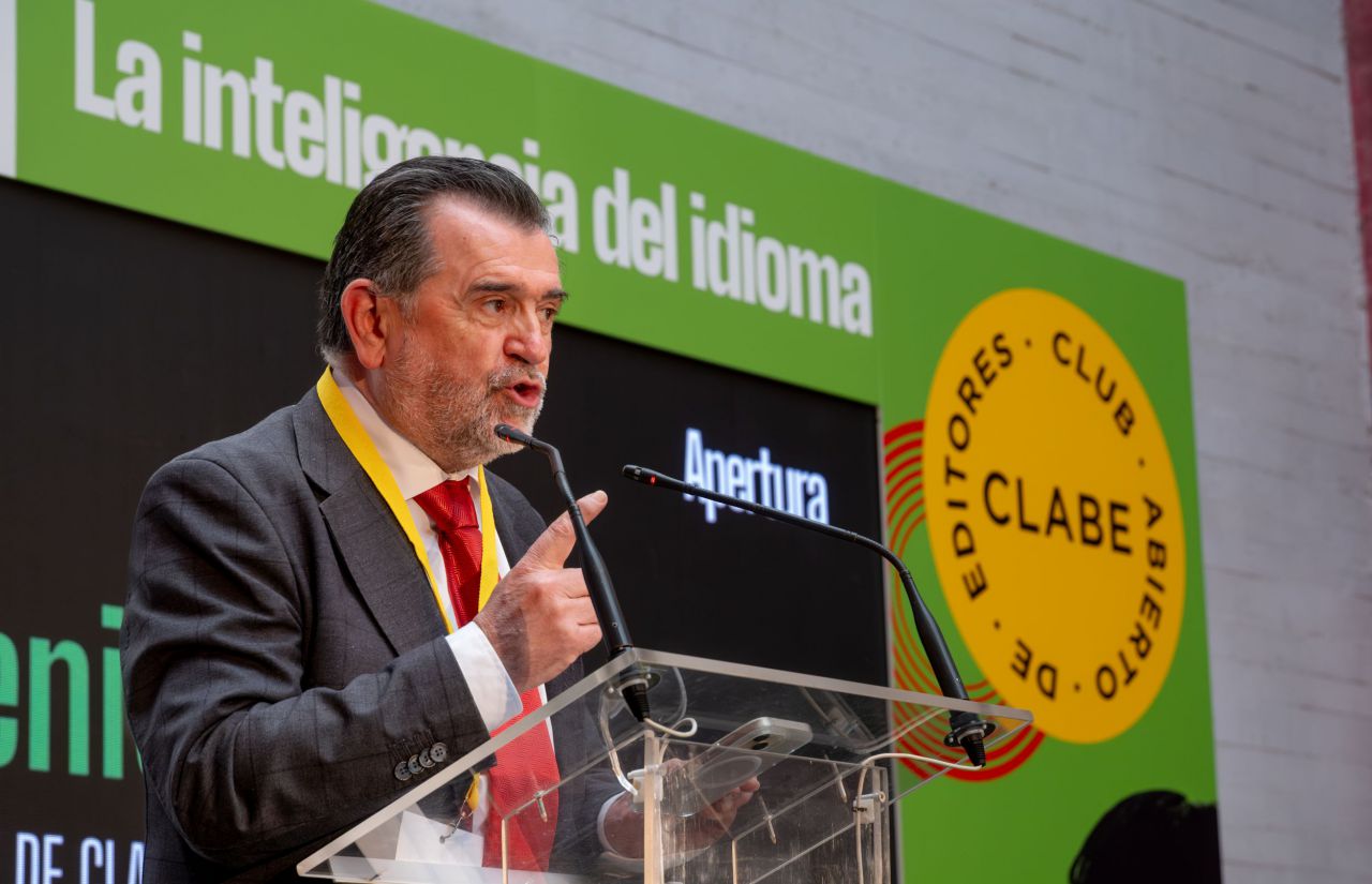 Presidente de Clabe, Arsenio Escolar