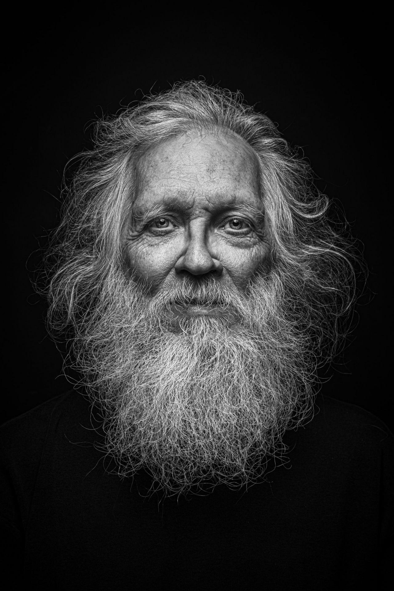 Medalla de plata en la categoría Retrato natural de la Madrileño participando en la categoría Comercial de la Wold Photography Cup 2026