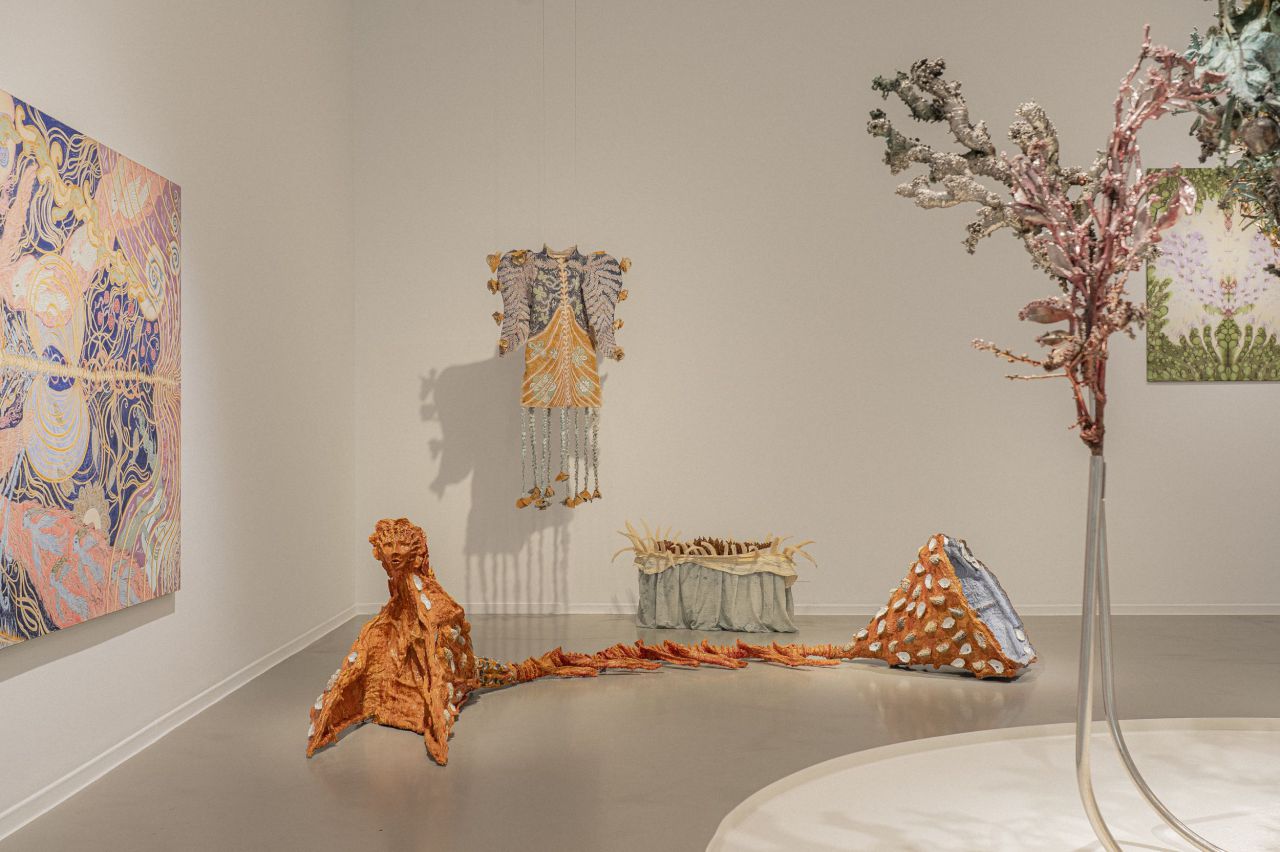 Exposición 'Y me convierto en un río, cuya lengua marrón no descansará', comisariado por Raquel Algaba