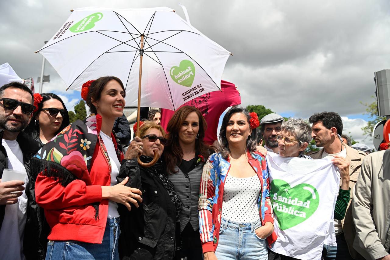 Manuela Bergerot, Rita Maestre y Mónica García en la Pradera de San Isidro