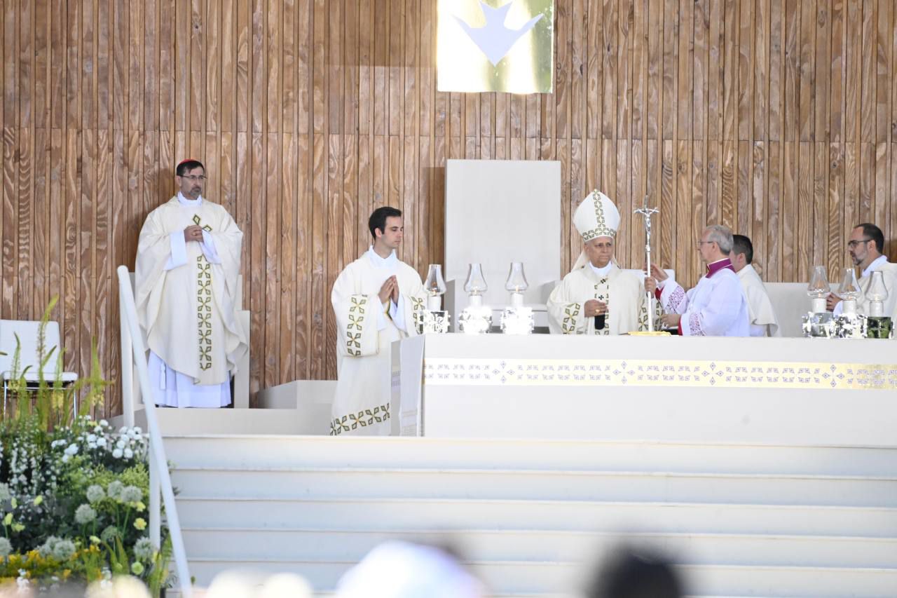 El Papa durante la misa en Cibeles