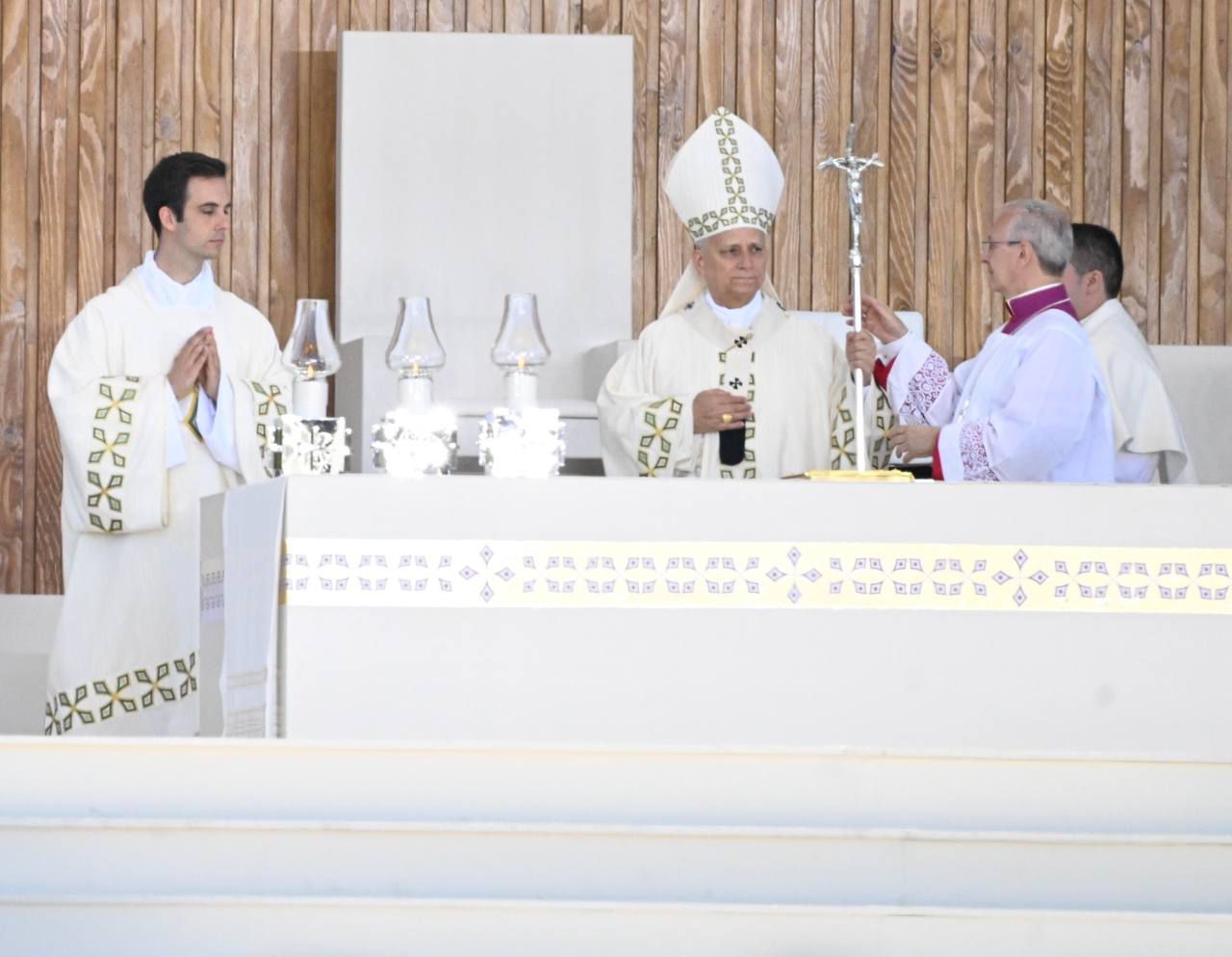 Celebración de la misa del Corpus Christi en la Plaza de Cibeles