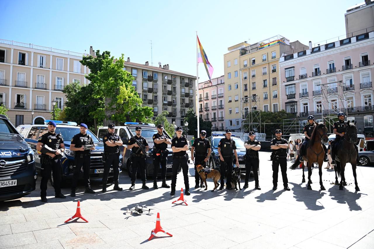 Más de 3.300 policías velarán por la seguridad en las celebraciones del Orgullo