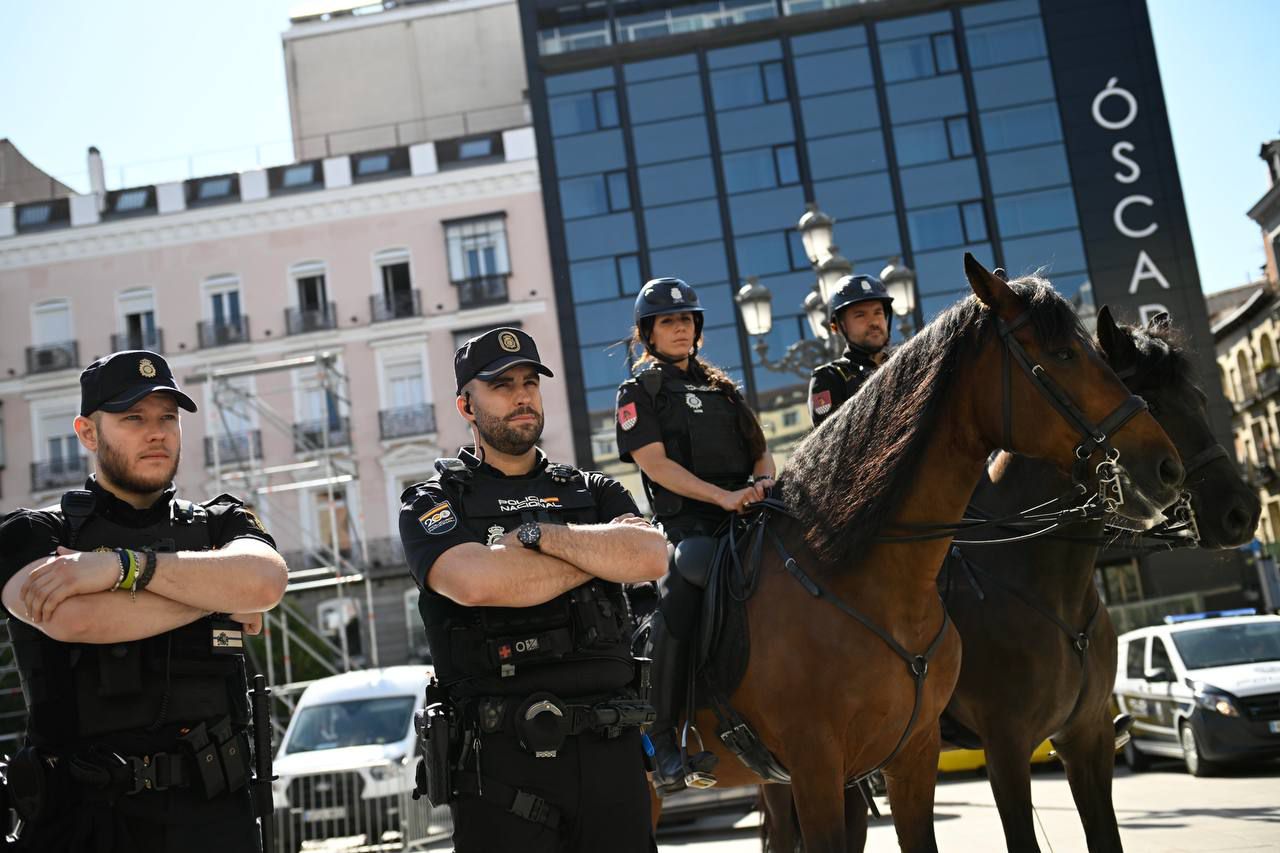 Más de 3.300 policías velarán por la seguridad en las celebraciones del Orgullo