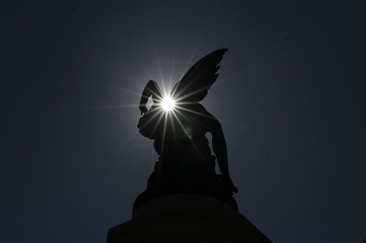 La Fuente del Ángel Caído que se encuentra en el parque del Retiro.
