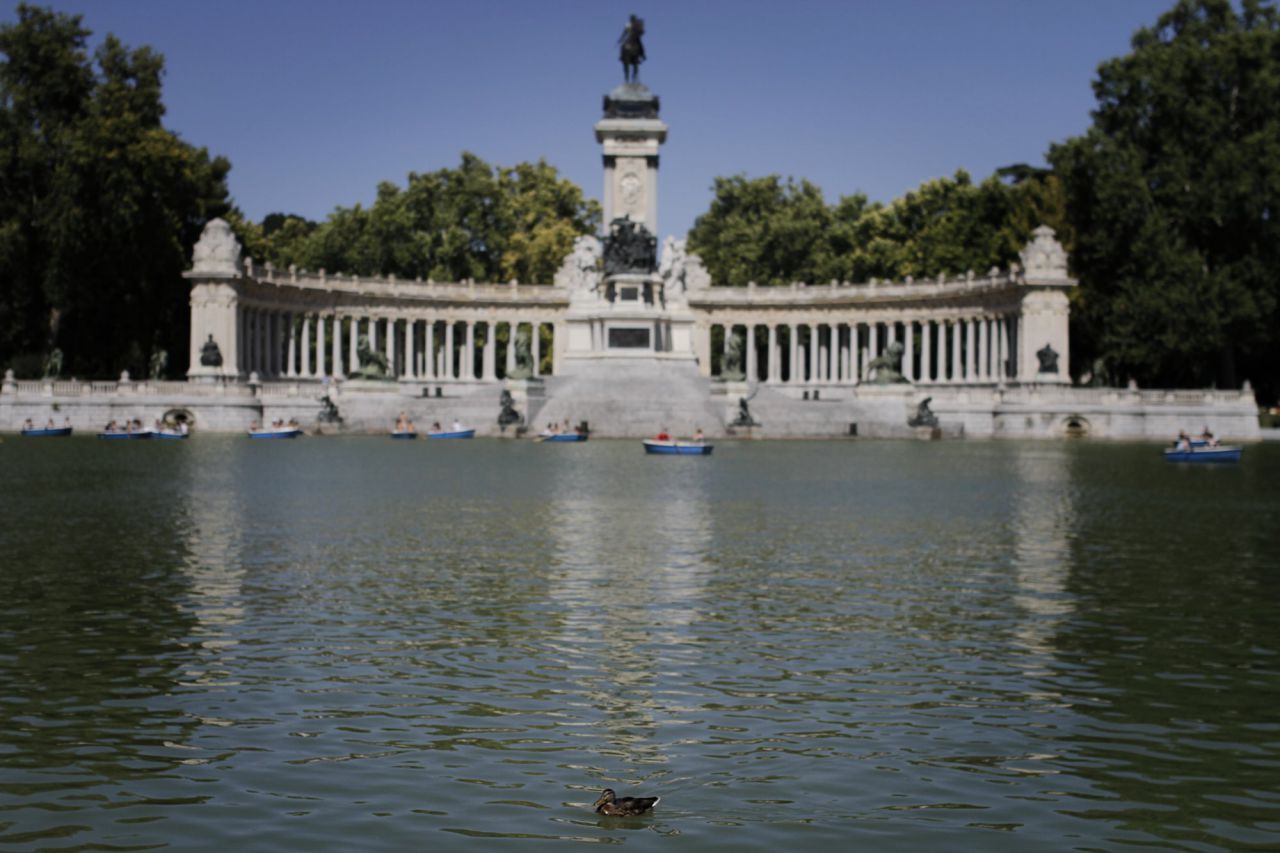 El estanque del parque del Retiro.