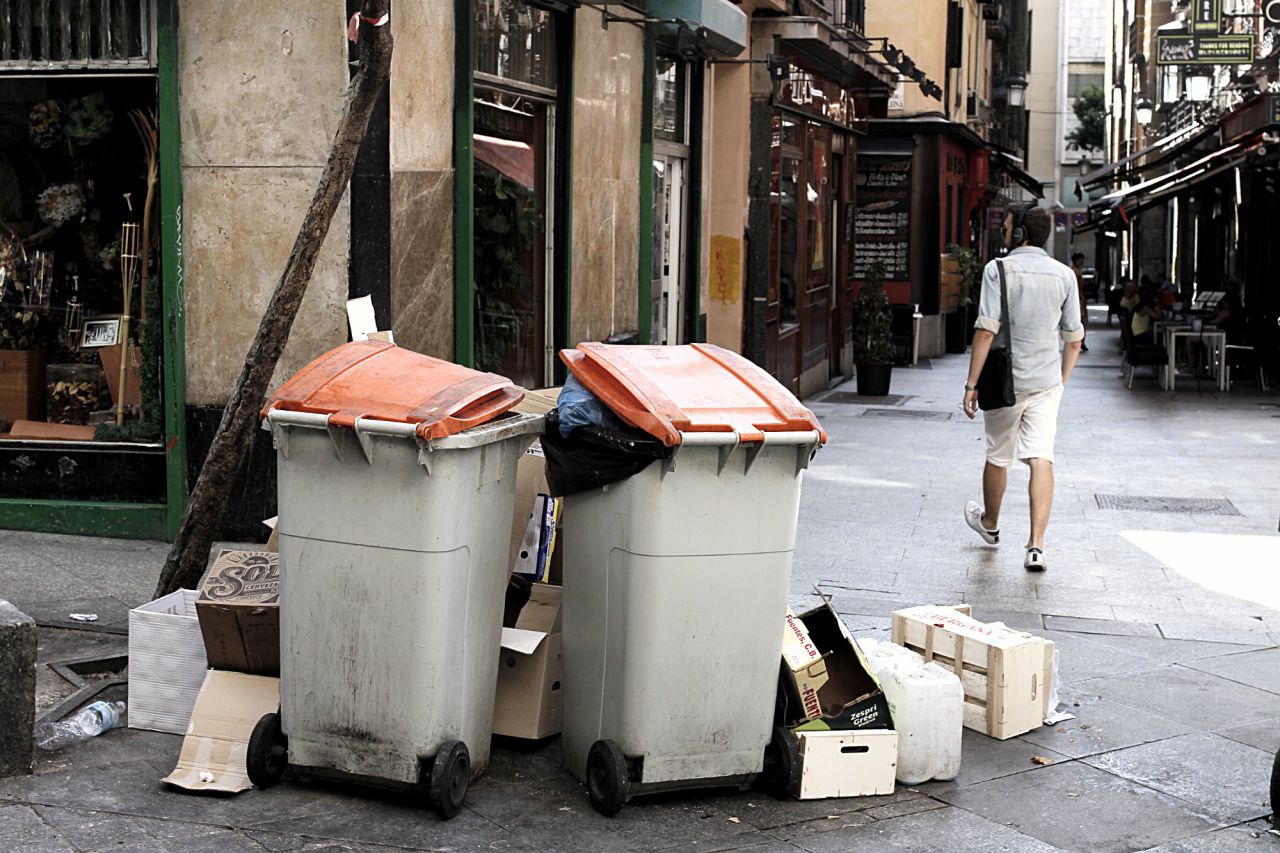 Suciedad en las calles de Madrid