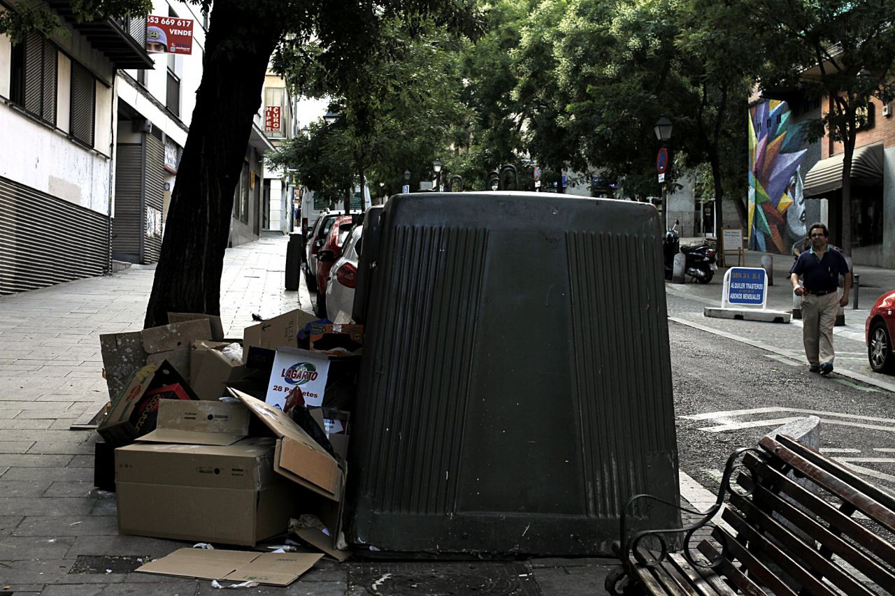 Suciedad en las calles de Madrid
