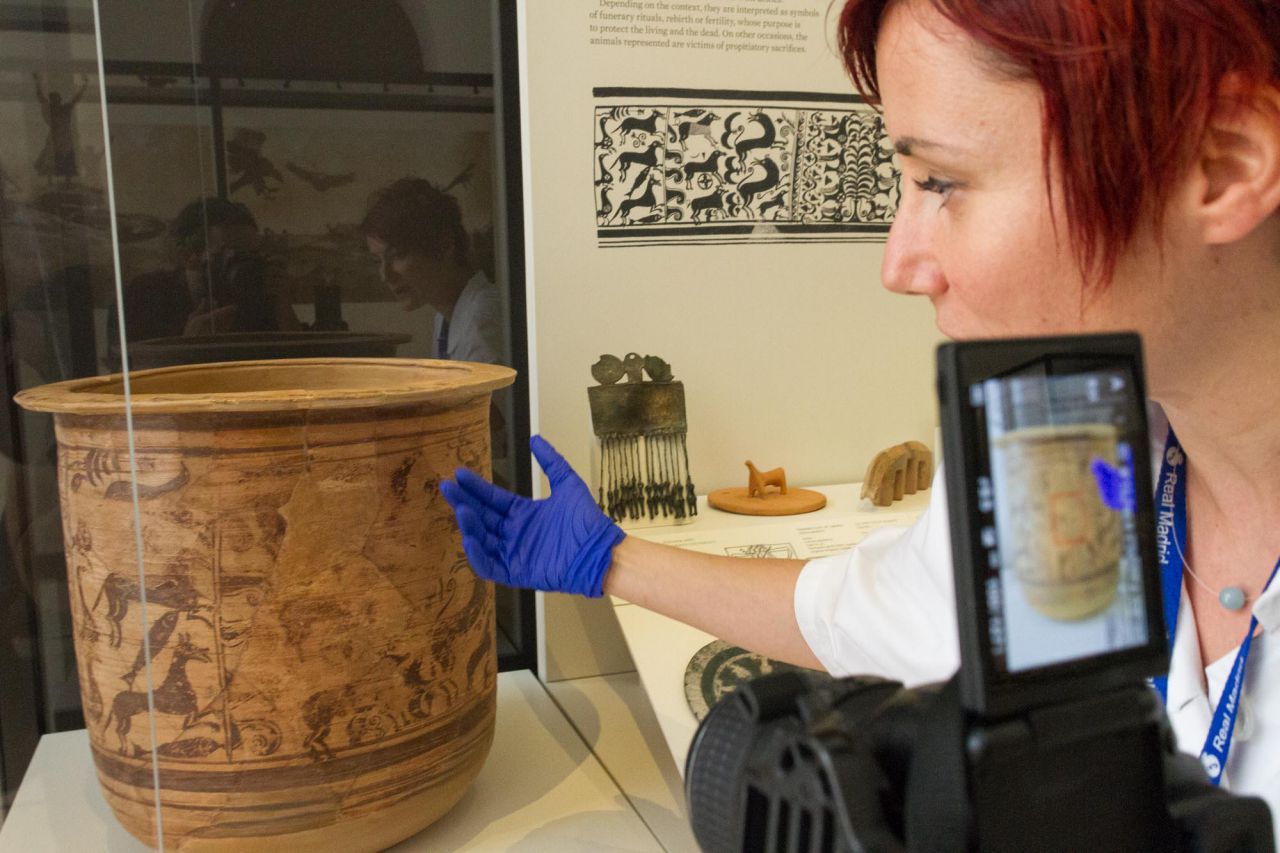 Lunes de trabajo conservación y restauración en el Museo Arqueológico Nacional.
