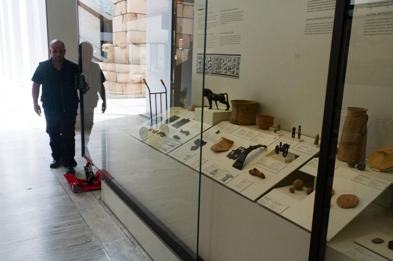 Lunes de trabajo conservación y restauración en el Museo Arqueológico Nacional.