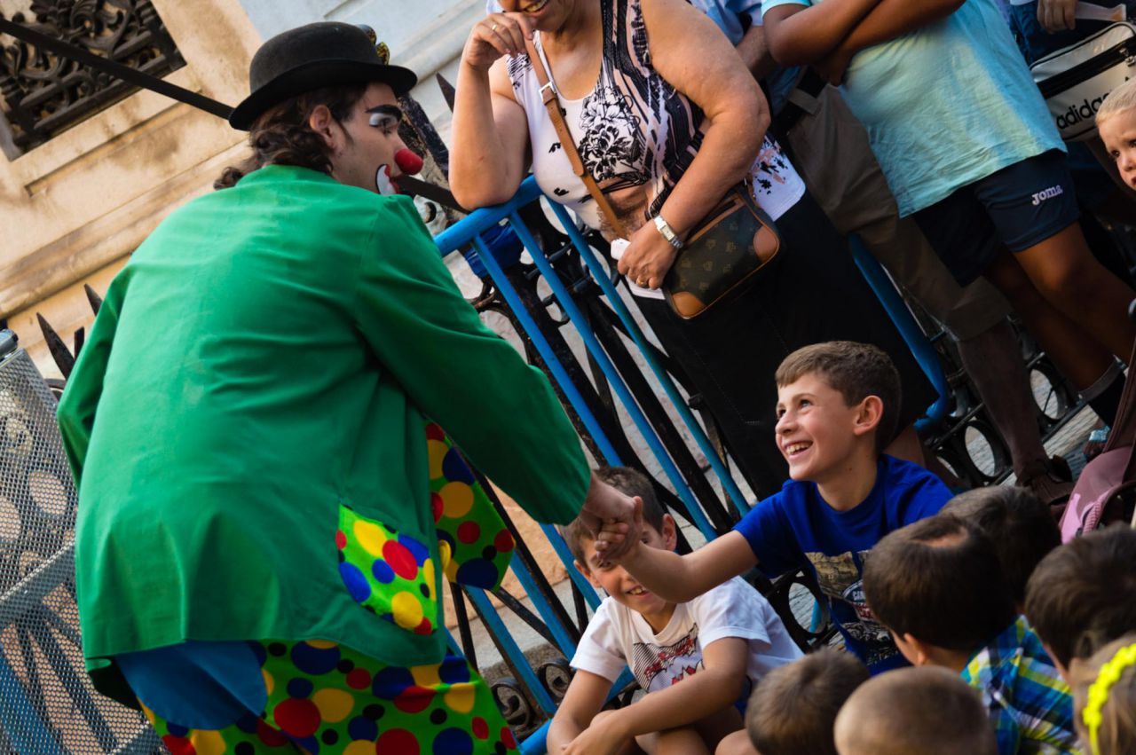 Tapita y Tapón, dos payasos que actuan para los niños en las fiestas.