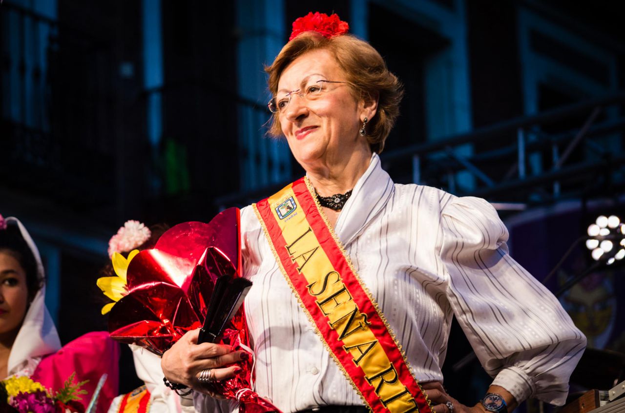 La ganadora en la categoria La Seña Rita 