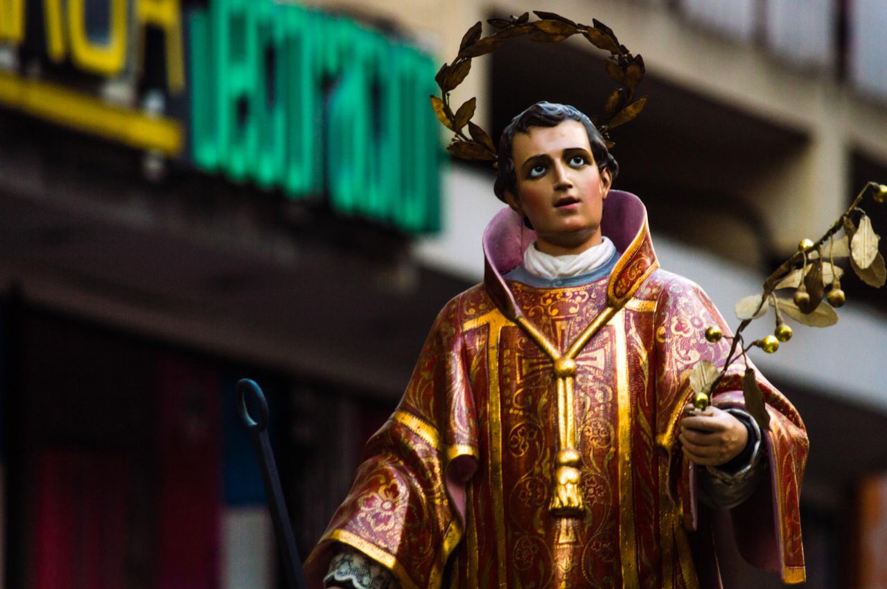 Detalle de la talla de San Lorenzo.