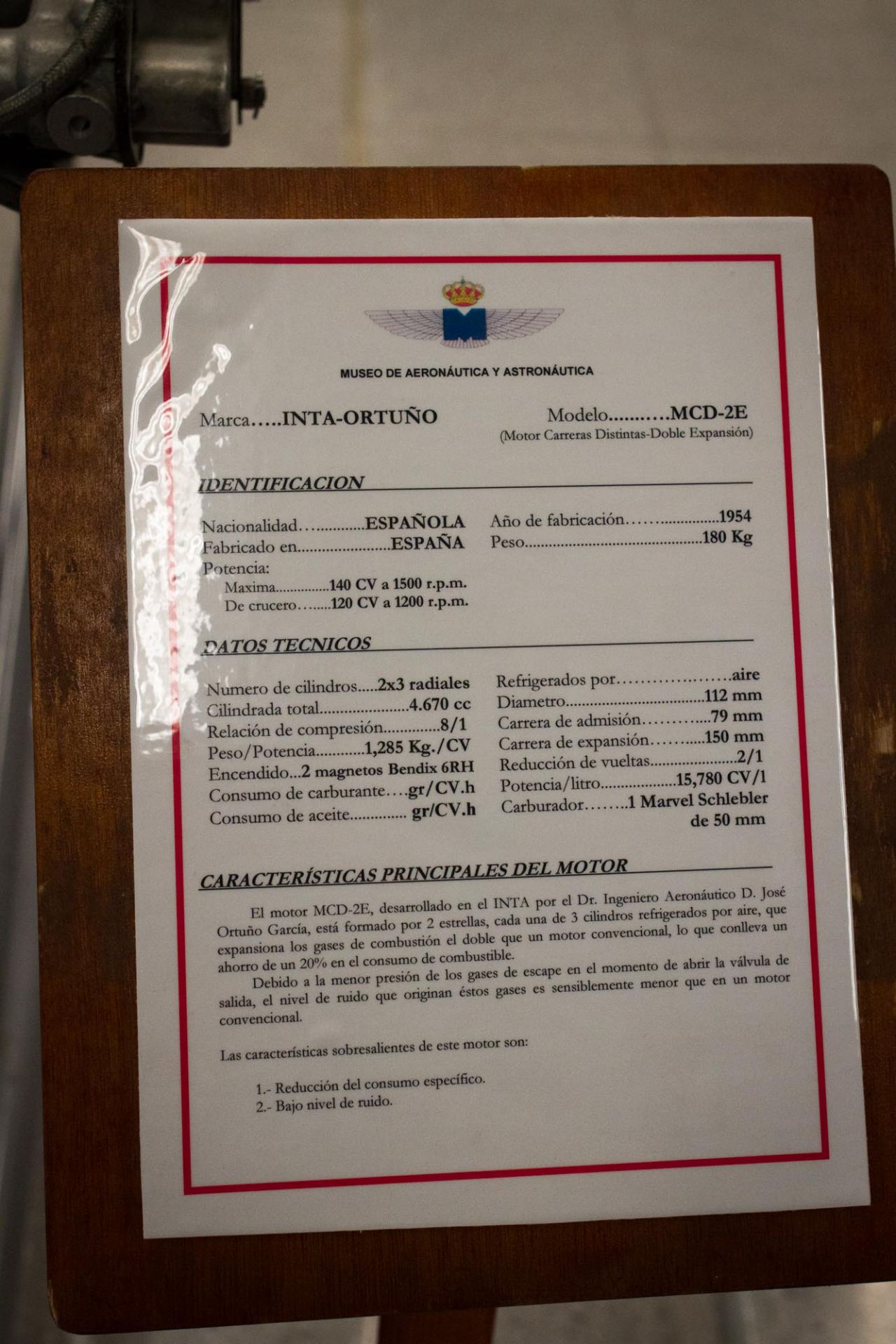 Descripción de uno de los motores de la exposición