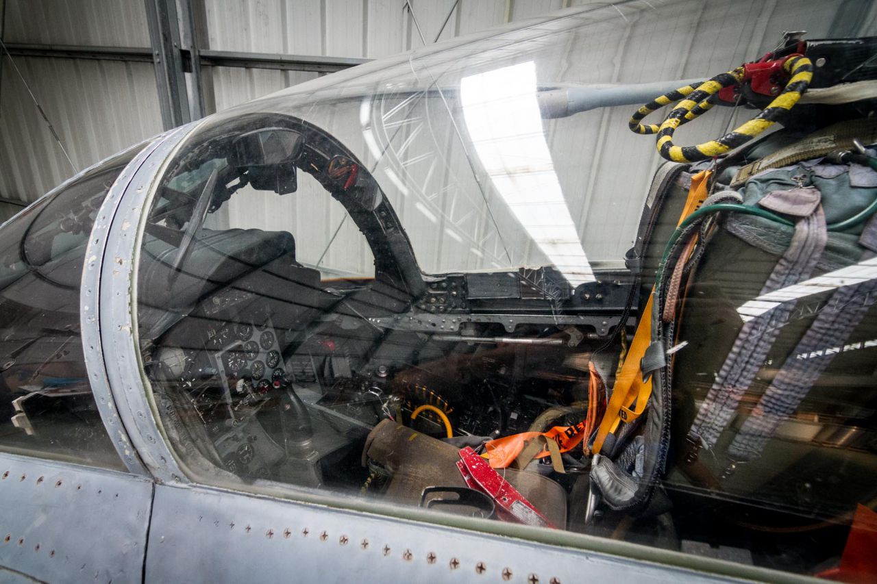 Cabina de uno de los aviones del Museo del Aire