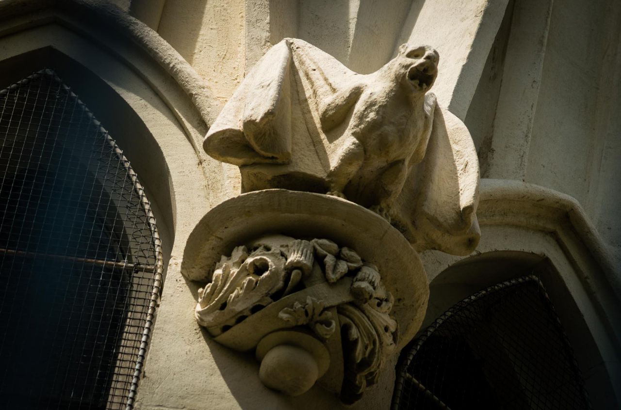 Detalle del Colegio Nuestra Señora del Pilar.