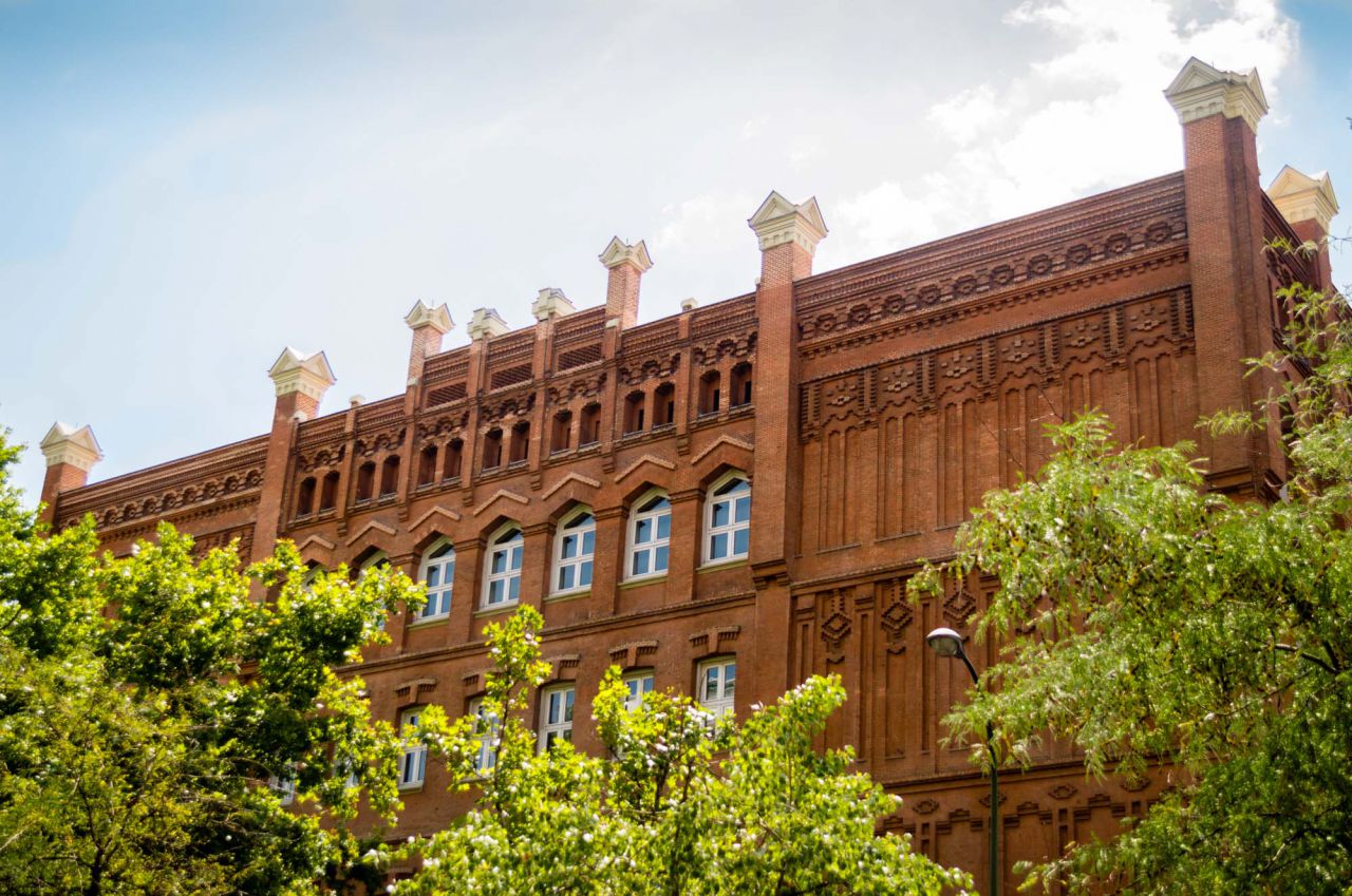 ICADE, antiguo colegio Areneros.