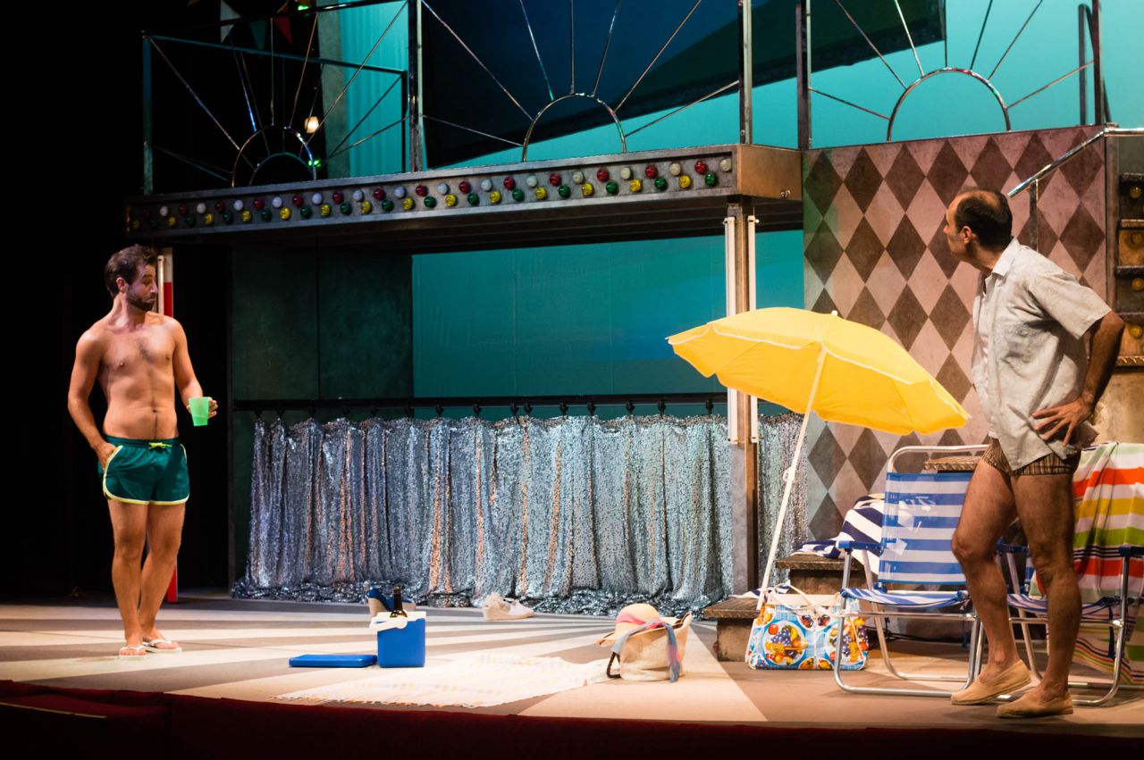 Leandro Rivera y Carlos Heredia en Más apellidos vascos 2.0, en el teatro Marquina.