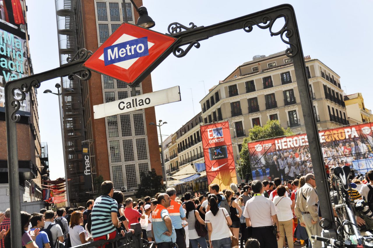 Celebración en la plaza del Callao del campeonato de Europa de baloncesto conseguido por la selección española.