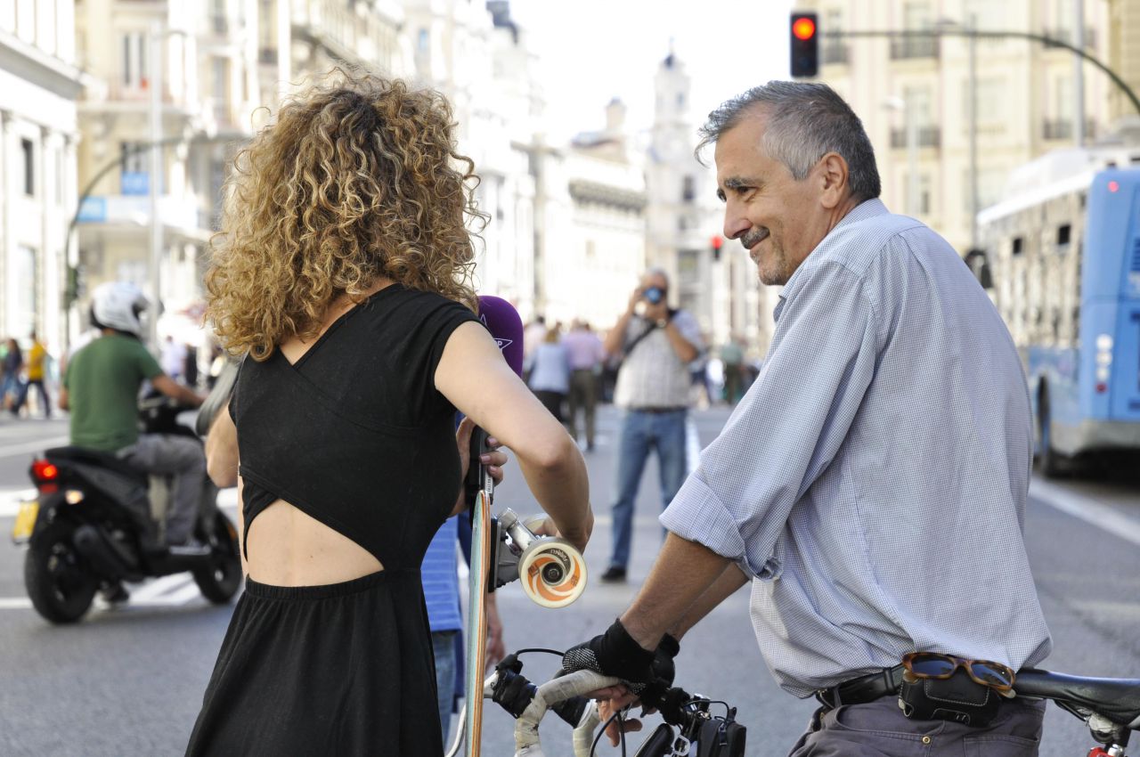 Bicicletada de Manuela Carmena y cortes de tráfico de la Gran Vía por la Semana de la Movilidad.