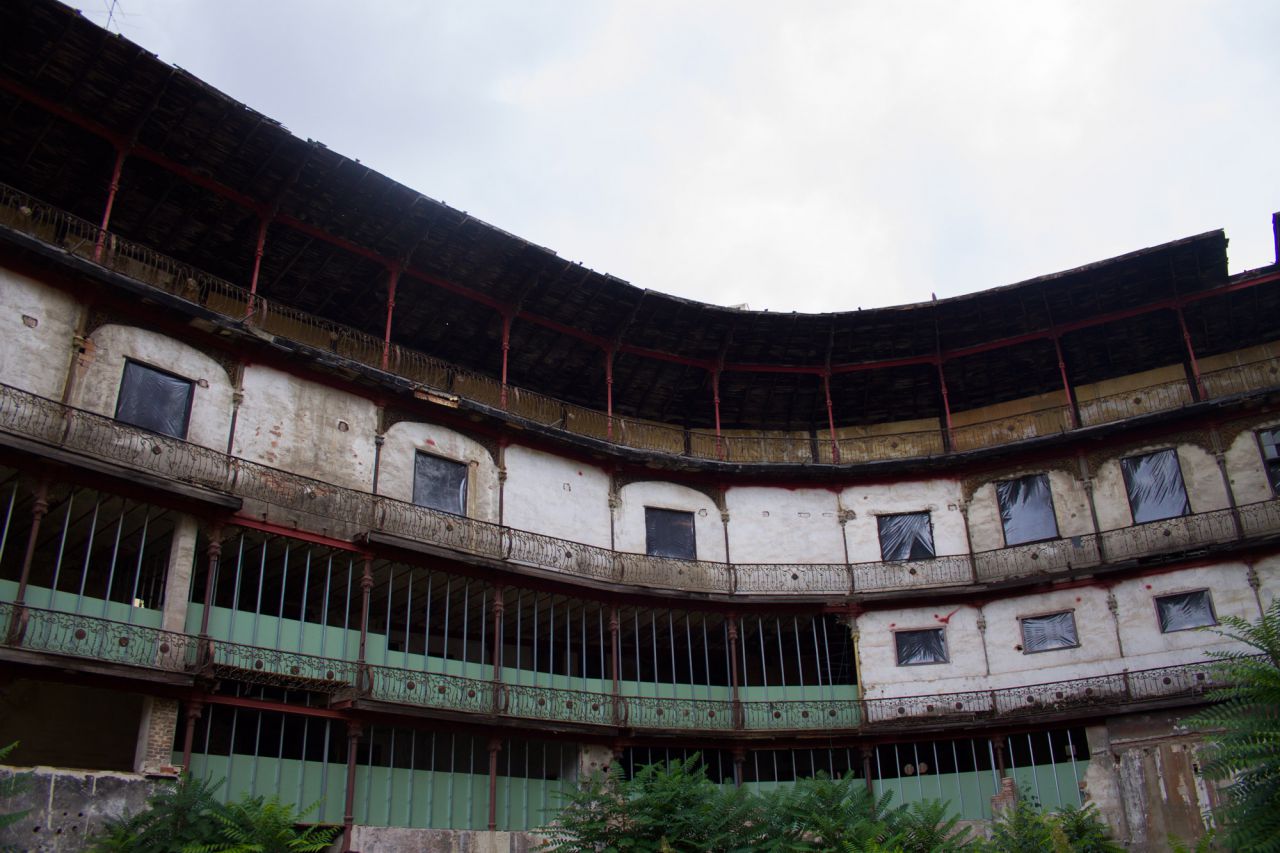 Frontón Beti-Jai, estadio de pelota vasca de finales del siglo XIX, en pleno barrio de Chamberí