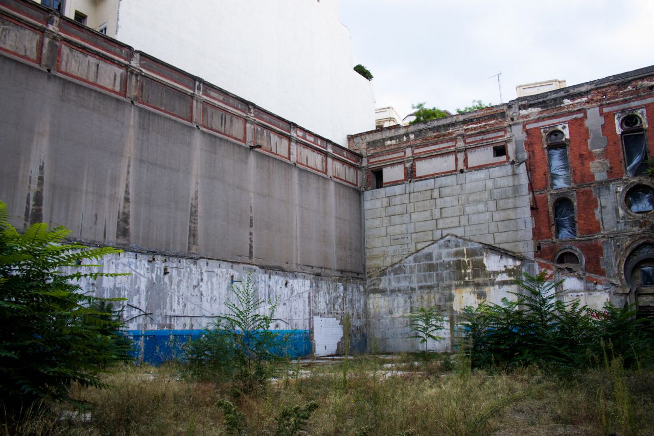 Pared del frontón Beti-Jai, estadio de pelota vasca de finales del siglo XIX, en pleno barrio de Chamberí