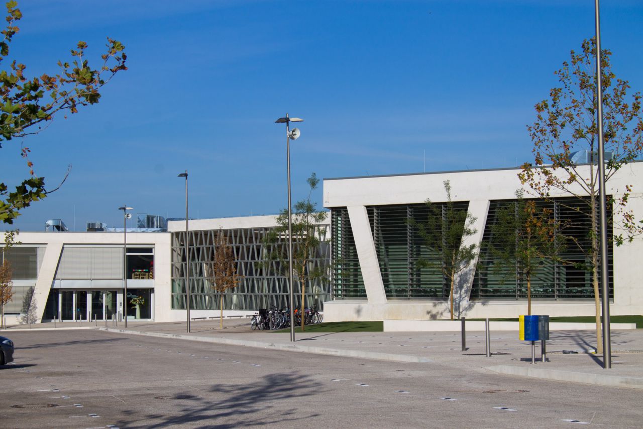Inauguración del nuevo Colegio Alemán en Montecarmelo.