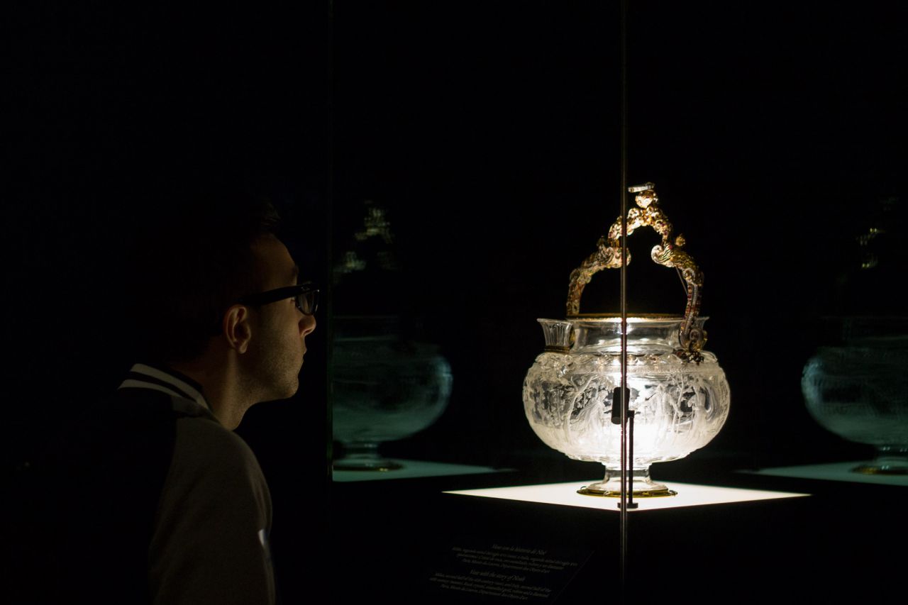 Exposición temporal 'Arte Transparente', con obras del Renacimiento, en el Museo del Prado.